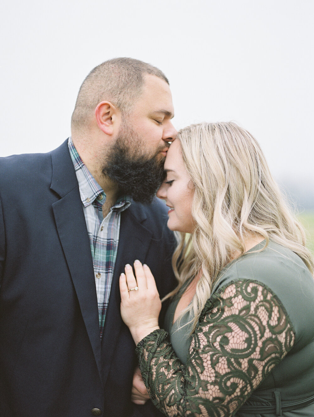 christina and aaron engagement darian reilly photography-16.jpg