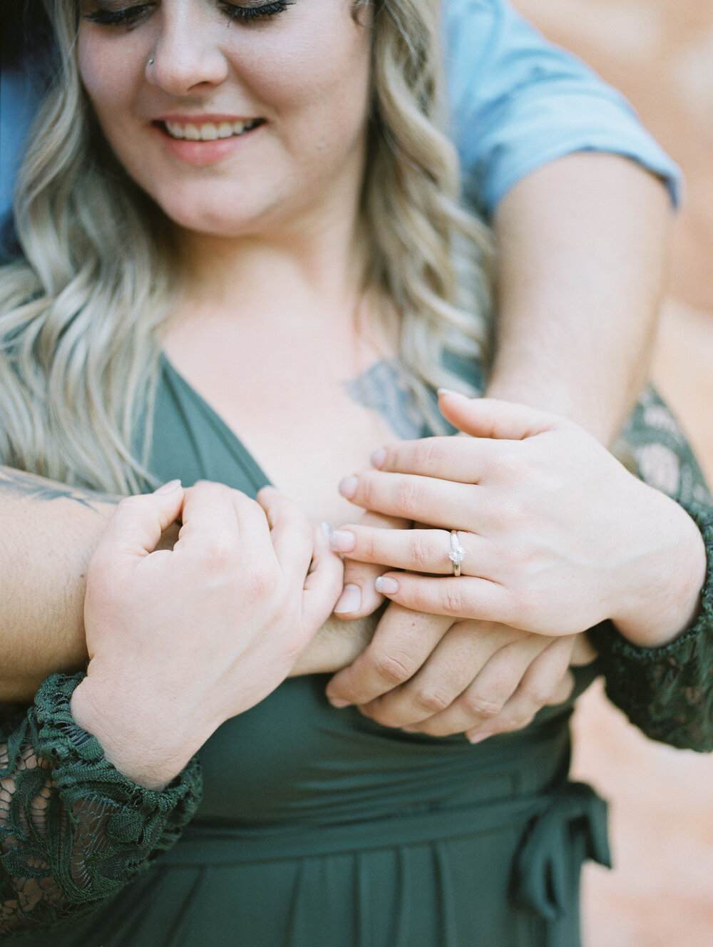 christina and aaron engagement darian reilly photography-42.jpg
